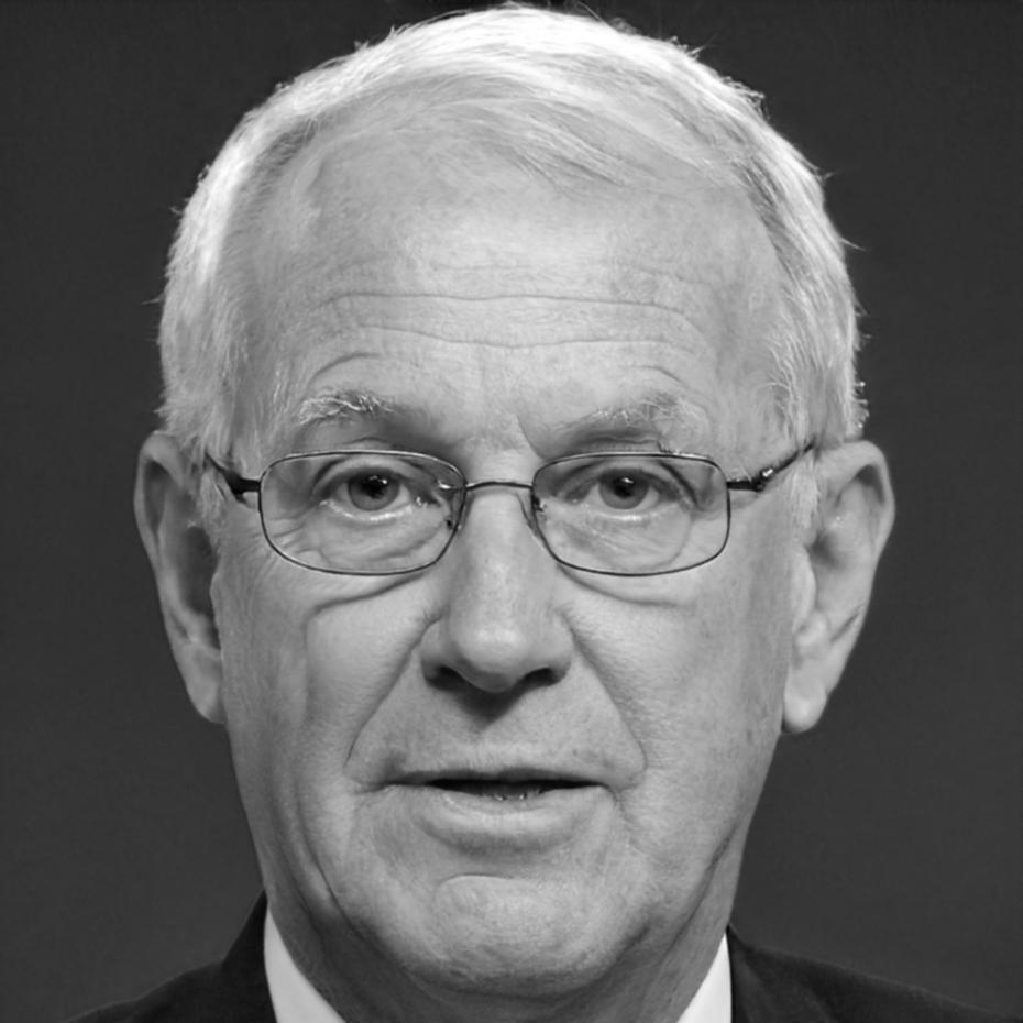 Портрет преподавателя Алимжана Серикова